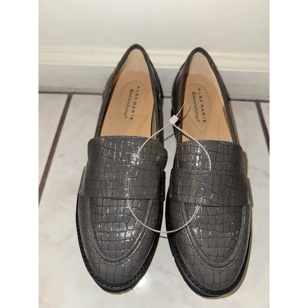 NWOB Alex Marie Grey Leather Loafers Size 8M